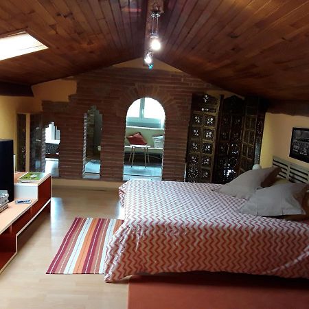 La Louisiane 31 Bed & Breakfast Villefranche-de-Lauragais Exterior foto