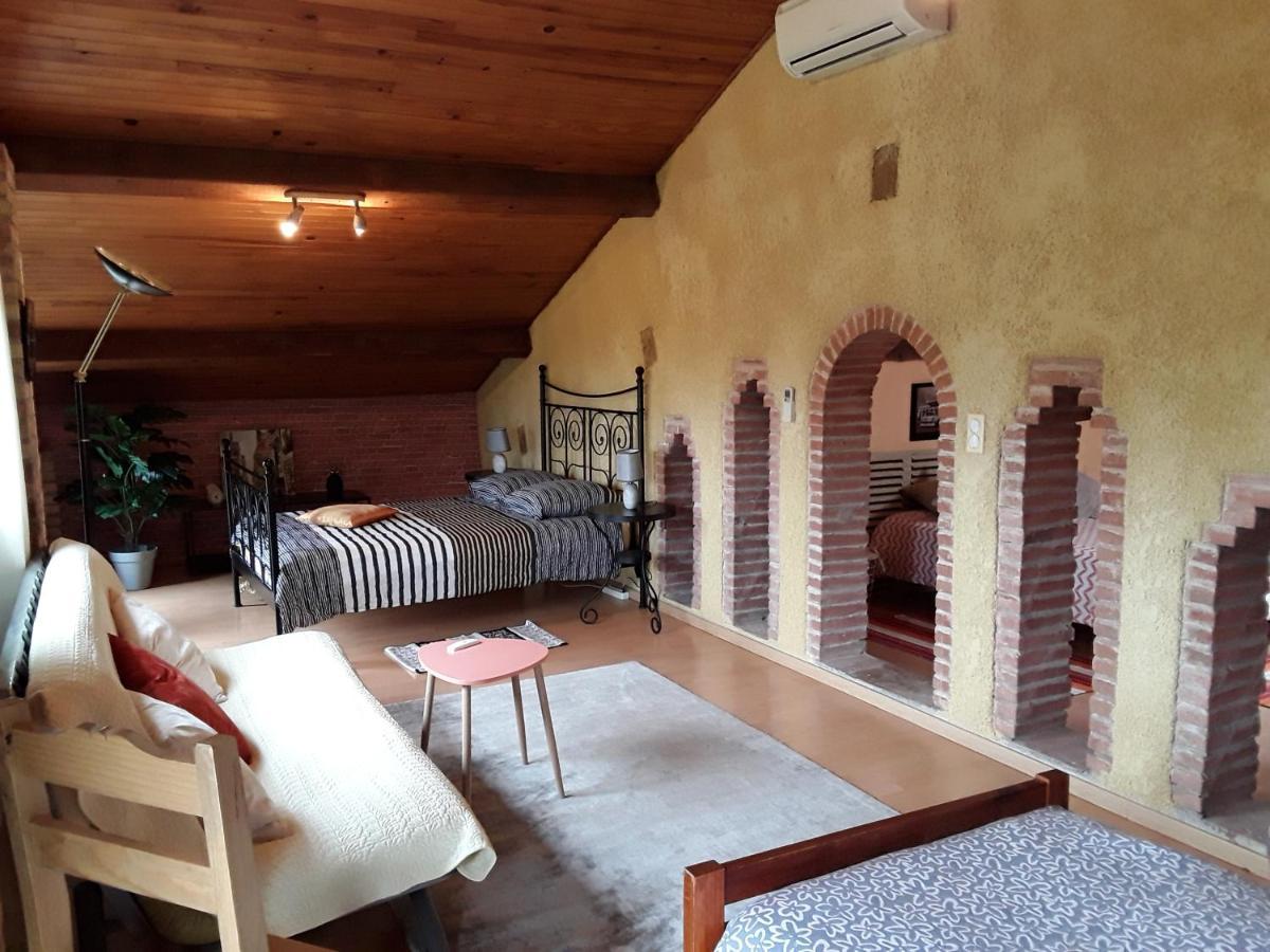 La Louisiane 31 Bed & Breakfast Villefranche-de-Lauragais Exterior foto
